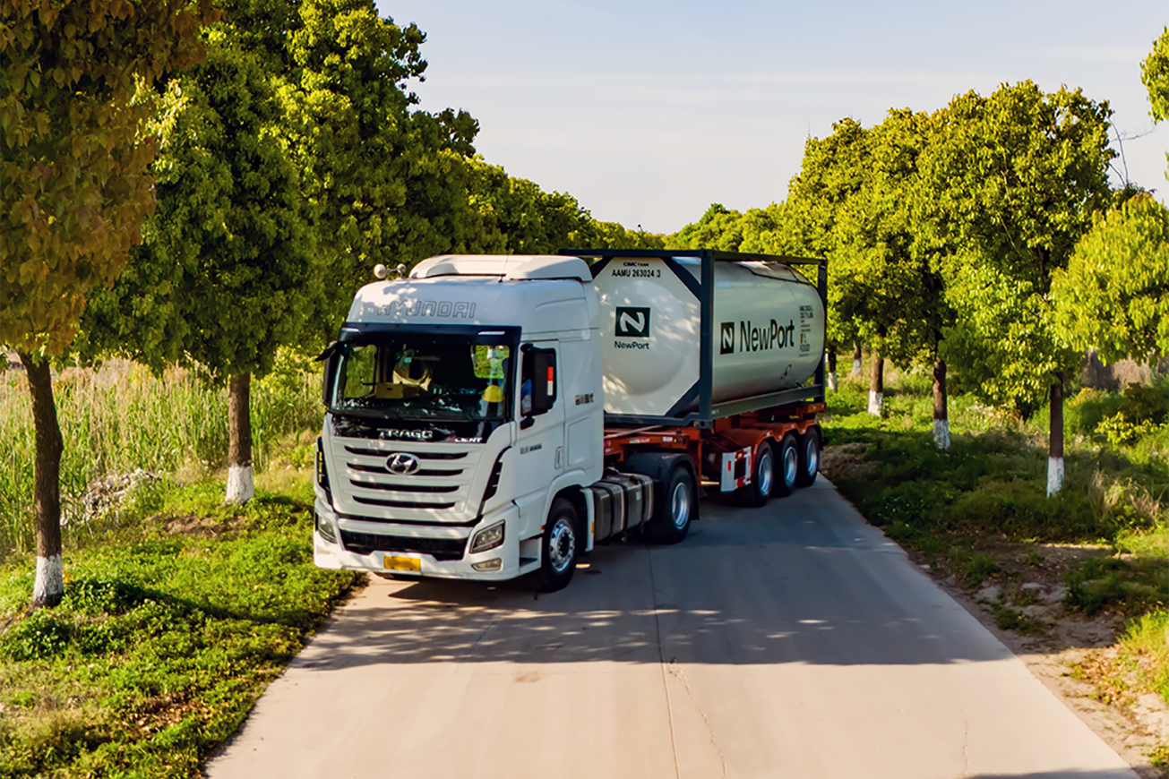 Reducing Carbon Emissions with EcoTransIT World