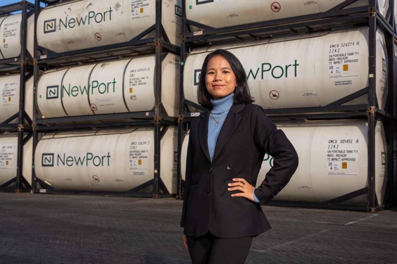 Denise: Customer Service Representative Import